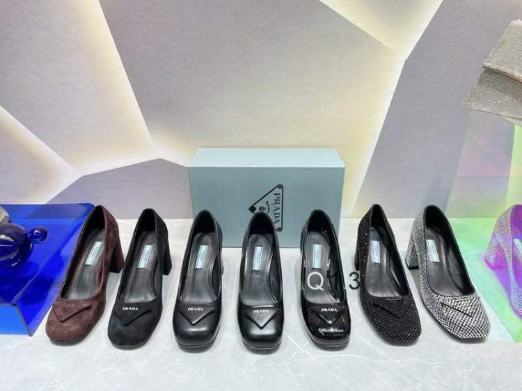 Picture of Prada Shoes _SKUPradasz34-42719057.5cmYM0125